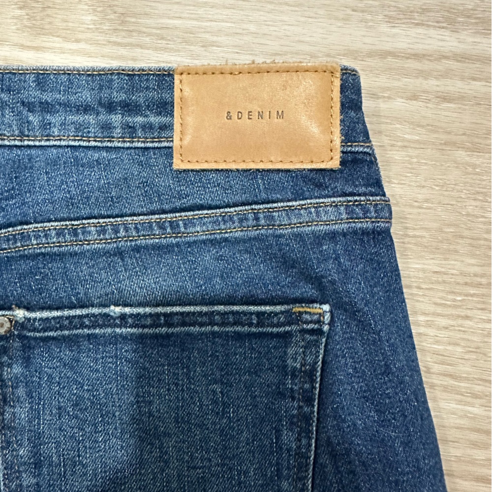 & Denim by H&M | Women’s regular waist bootcut jean (size 29/30) - Picture 4 of 6